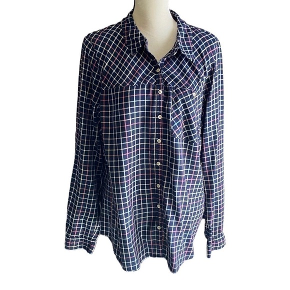 MAURICES-BUTTON FRONT TOP-SIZE 2X - Picture 1 of 9